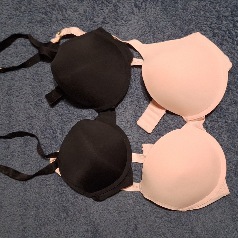 Set of 2 Juicy Couture bras